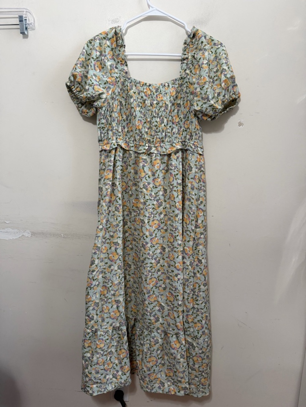 By the River Floral Puff-Sleeve Midi Dress Women’s Size Medium Multicolored - Picture 9 of 10